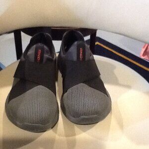 Andi black and gray shoes, size 10, MS1
